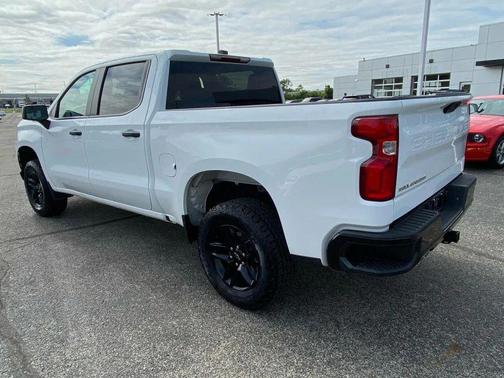 Summit White 2021 Chevrolet Silverado 1500 Custom Trail Boss