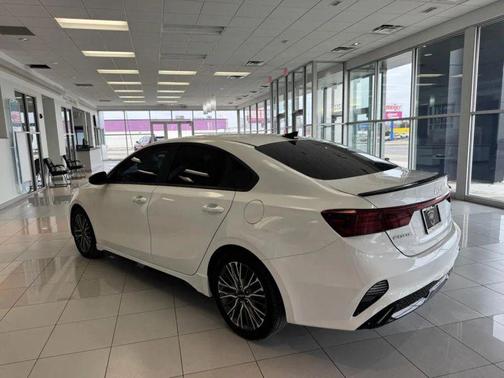 2022 Kia Forte GT-Line