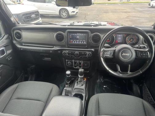 2022 Jeep Wrangler Unlimited Sport