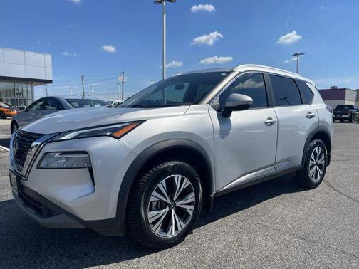 Brilliant Silver Metallic 2022 Nissan Rogue SV