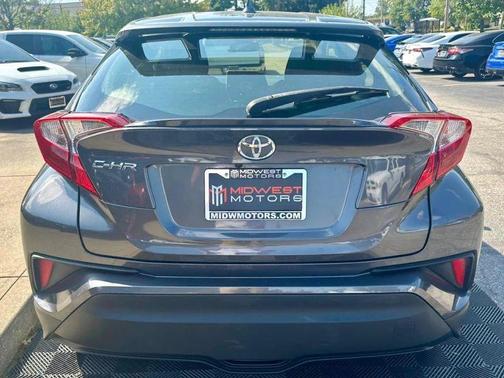 2021 Toyota C-HR LE