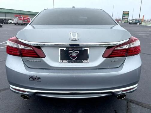 2017 Honda Accord EX-L w/Navigation & Honda Sensing