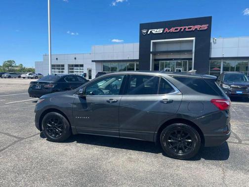 Gray 2018 Chevrolet Equinox LT