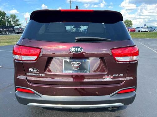 2016 Kia Sorento EX