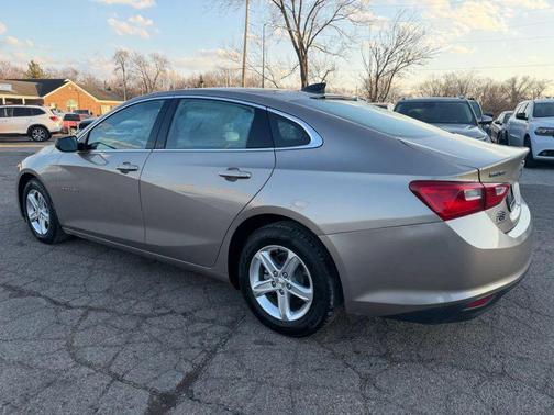2022 Chevrolet Malibu 1LS