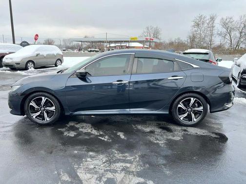 2016 Honda Civic Touring