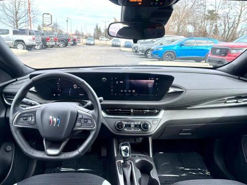 2025 Buick Envista Preferred FWD