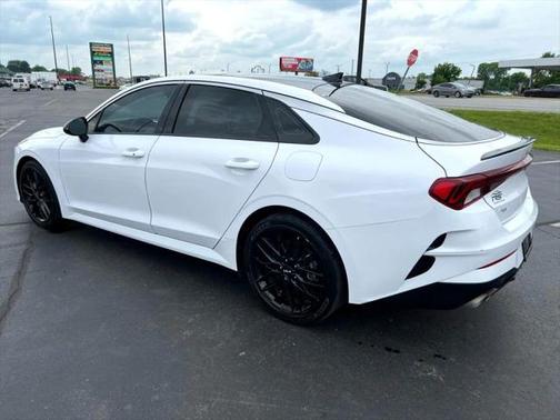 2022 Kia K5 GT
