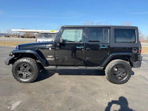 2011 Jeep Wrangler Unlimited Sahara