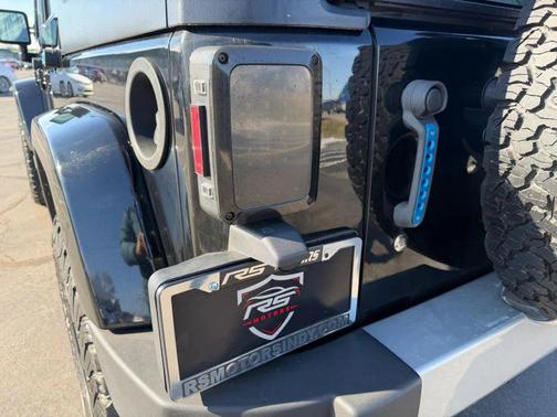 2011 Jeep Wrangler Unlimited Sahara