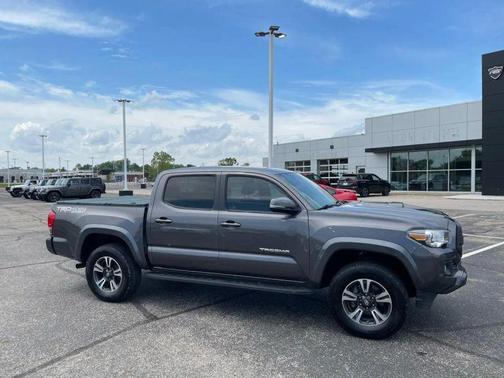 Magnetic Gray Metallic 2017 Toyota Tacoma SR5