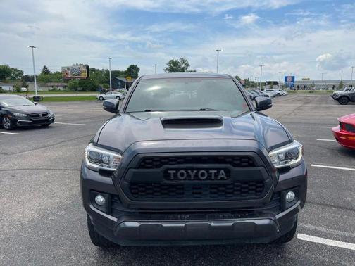 Magnetic Gray Metallic 2017 Toyota Tacoma SR5