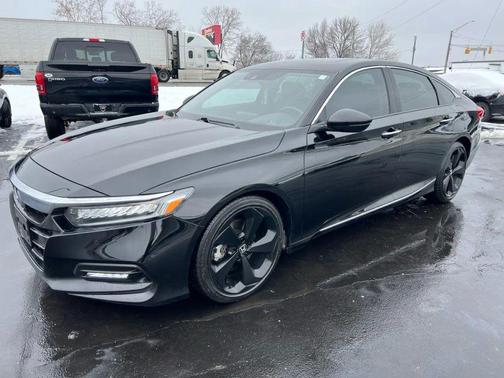 2019 Honda Accord Touring 2.0T