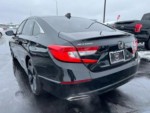 2019 Honda Accord Touring 2.0T