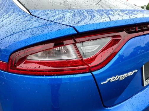 2018 Kia Stinger Base