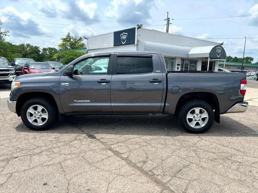 2016 Toyota Tundra SR5