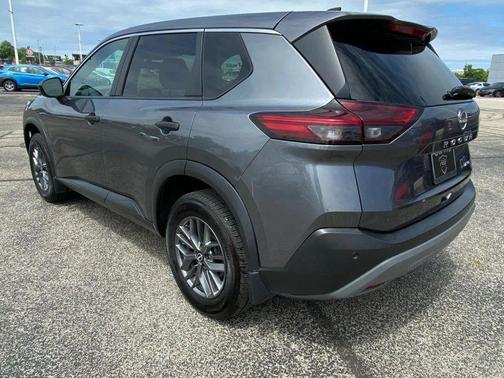 Gun Metallic 2022 Nissan Rogue S