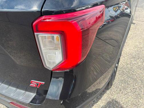 Agate Black Metallic 2020 Ford Explorer ST