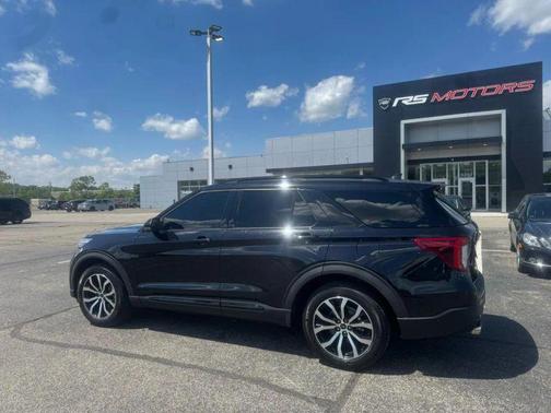 Agate Black Metallic 2020 Ford Explorer ST