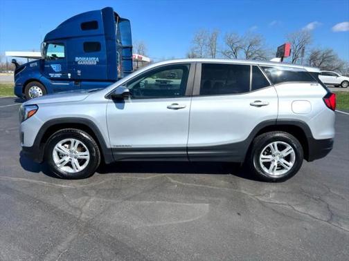 2021 GMC Terrain SLE