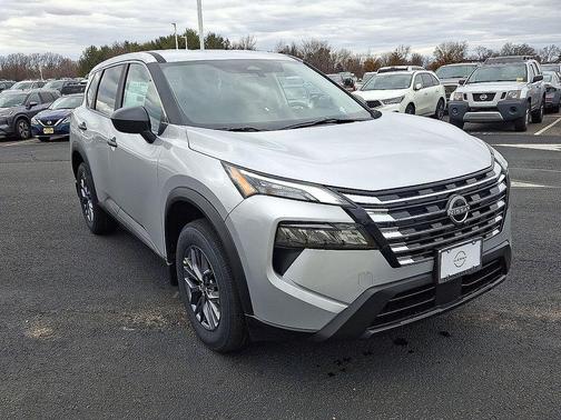 2025 Nissan Rogue S