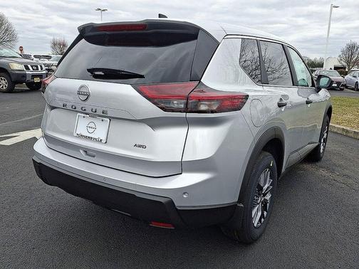 2025 Nissan Rogue S