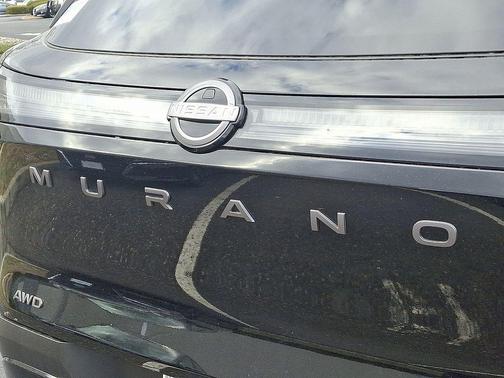 2025 Nissan Murano SV