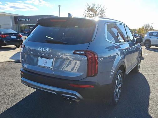 2022 Kia Telluride S