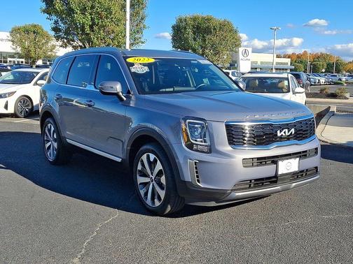2022 Kia Telluride S