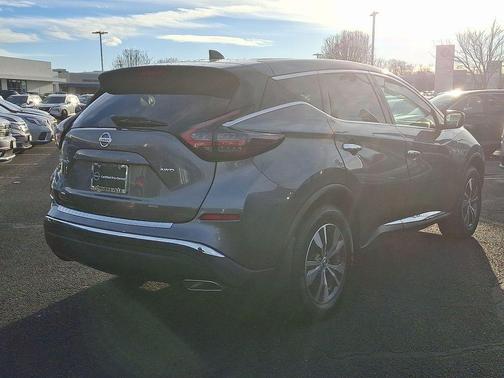 2022 Nissan Murano S