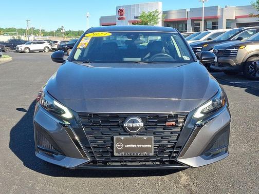 Gun Metallic 2023 Nissan Altima 2.5 SR