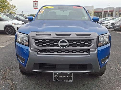 2025 Nissan Frontier SV