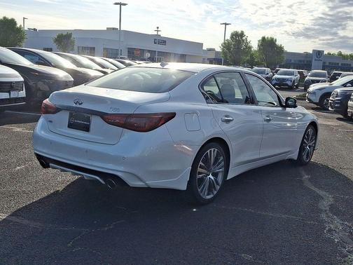 2023 INFINITI Q50 SENSORY