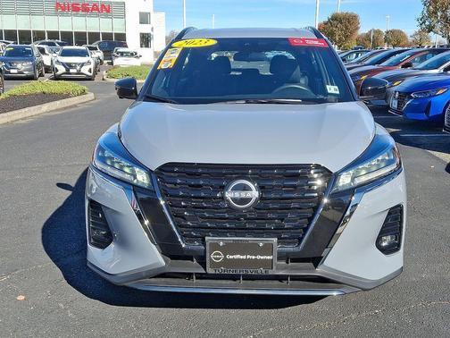 2023 Nissan Kicks SR