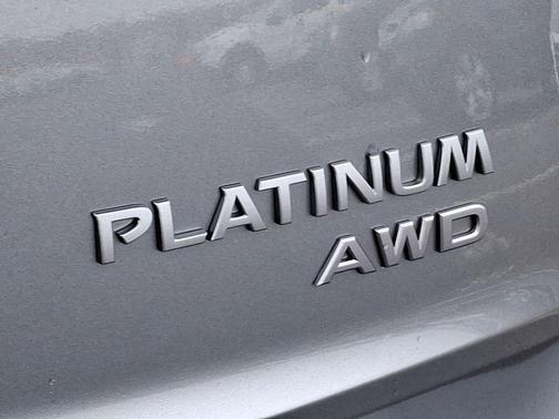 2025 Nissan Rogue Platinum
