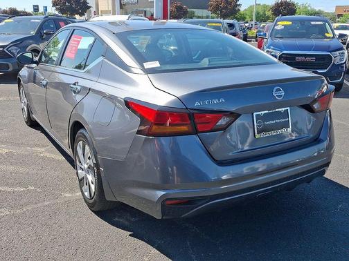 2022 Nissan Altima 2.5 S