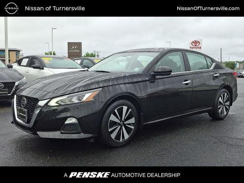 2022 Nissan Altima 2.5 SV