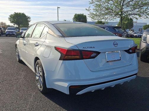 2025 Nissan Altima S
