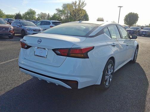 2025 Nissan Altima S