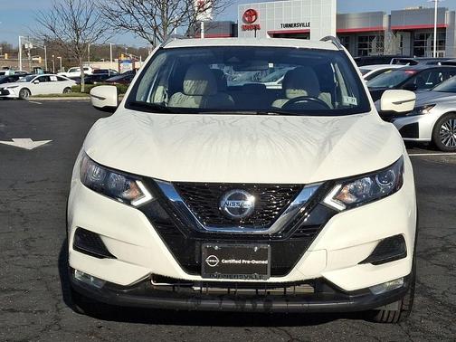 2022 Nissan Rogue Sport SV