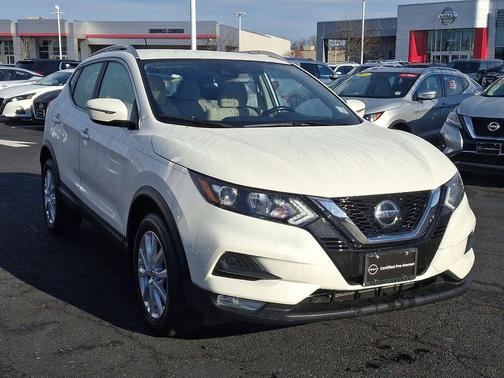 2022 Nissan Rogue Sport SV