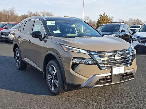 2025 Nissan Rogue SL