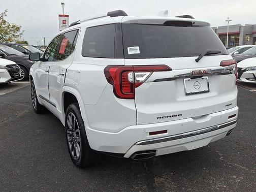 2020 GMC Acadia Denali