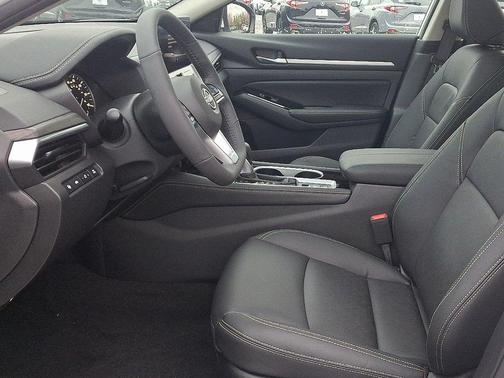 2025 Nissan Altima SL