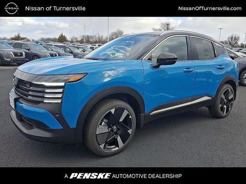 2025 Nissan Kicks SR