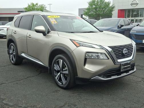 2022 Nissan Rogue SL