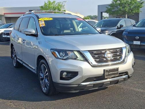 2020 Nissan Pathfinder Platinum