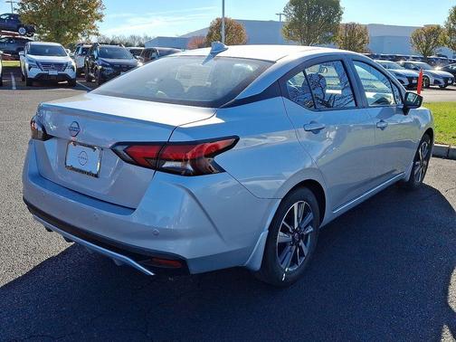 2025 Nissan Versa 1.6 SV