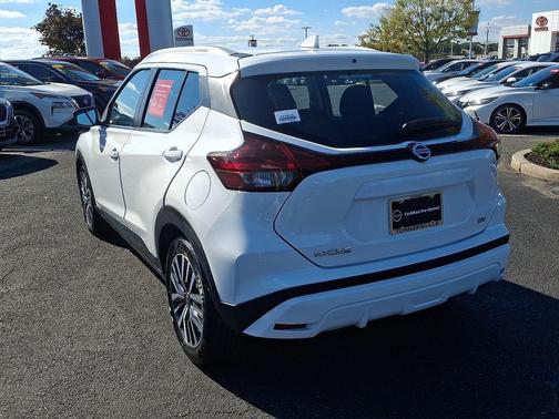 2021 Nissan Kicks SV