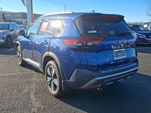 2022 Nissan Rogue SL